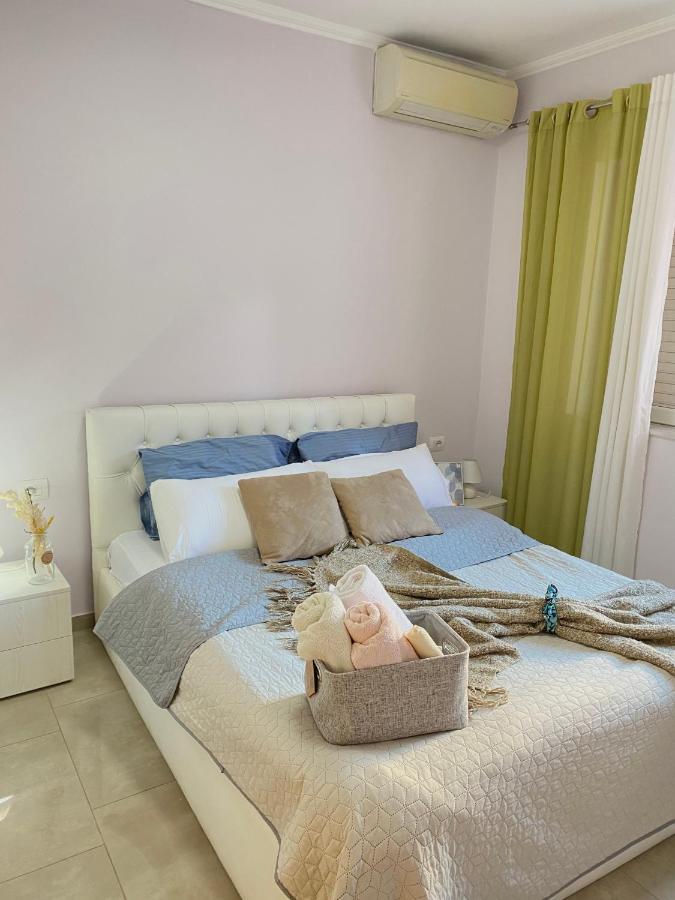 Ultra Apartments 'New Baazar 2' Tirana Exterior foto